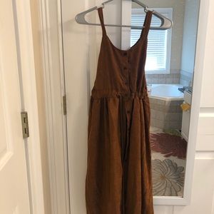 Brown dress